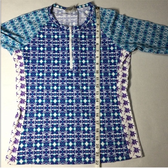 Tommy Bahama RashGuard Small - Picture 6 of 8